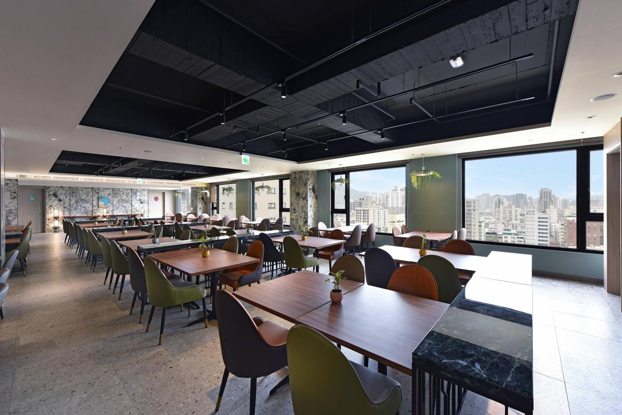 Fullon Poshtel - Kaohsiung Hotel Eksteriør billede